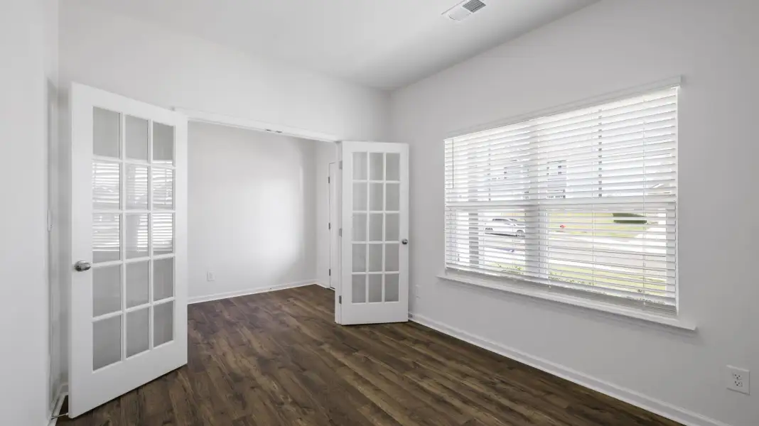 Spacious, unfurnished interior of a new home in Catlett Cove, Knoxville (Image 23). Spacious, unfurnished interior of a new home in Catlett Cove, Knoxville (Image 23).