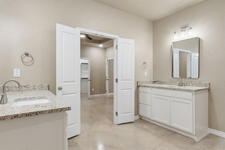 Furnished interior view inside a new home in , Copperas Cove (Image 10). Furnished interior view inside a new home in , Copperas Cove (Image 10).