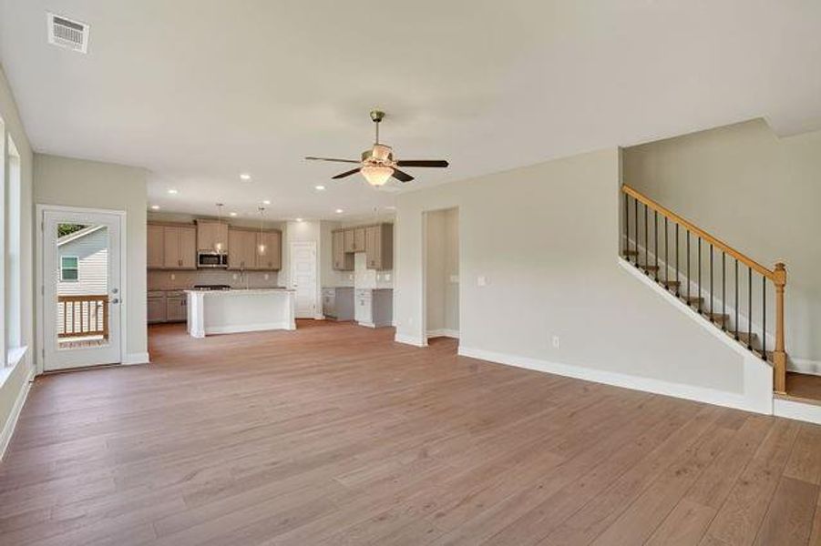 Spacious, unfurnished interior of a new home in Austin Ridge, Commerce (Image 27).