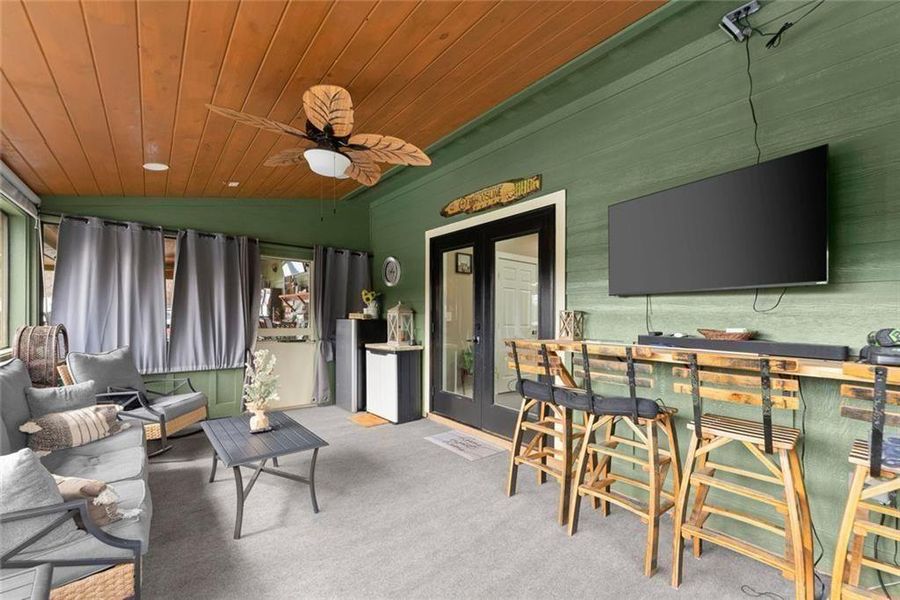 Community amenities in , Demorest (Image 49).