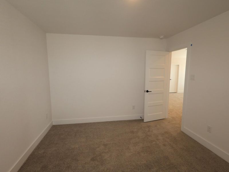 Spacious, unfurnished interior of a new home in Hallimore Ranch, Rosenberg (Image 18). Spacious, unfurnished interior of a new home in Hallimore Ranch, Rosenberg (Image 18).