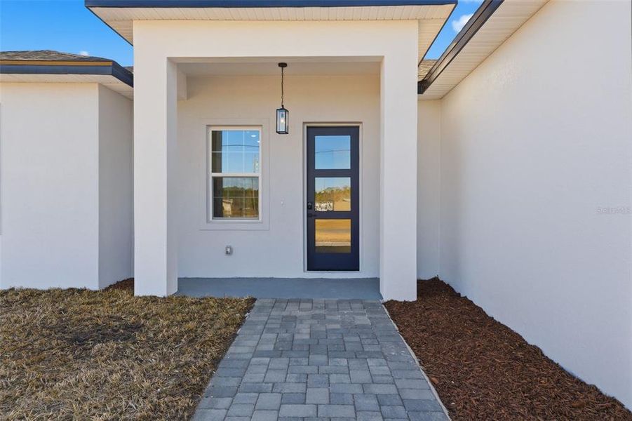 Exterior details and patio area of a home in , Ocala (Image 21). Exterior details and patio area of a home in , Ocala (Image 21).