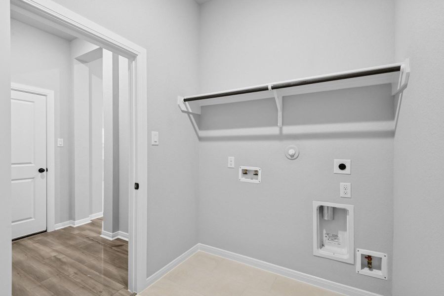 Spacious, unfurnished interior of a new home in Escondido 50' Homesites, Magnolia (Image 32). Spacious, unfurnished interior of a new home in Escondido 50' Homesites, Magnolia (Image 32).