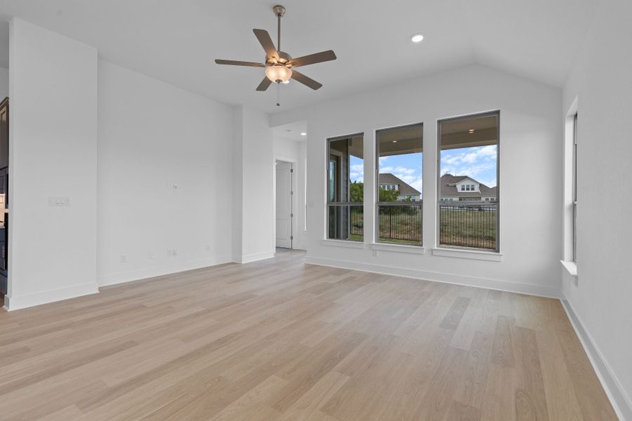 4br New Home in Dripping Springs, TX.  - Slide 14