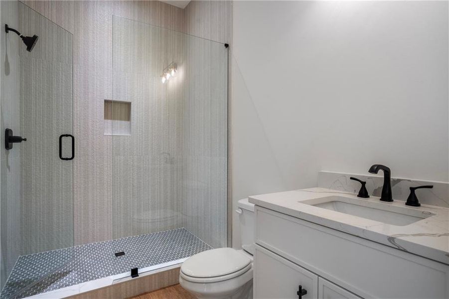 Furnished interior view inside a new home in , Bogart (Image 9).