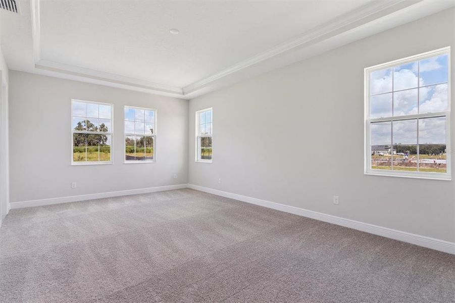 Spacious, unfurnished interior of a new home in Triple Creek, Riverview (Image 19).