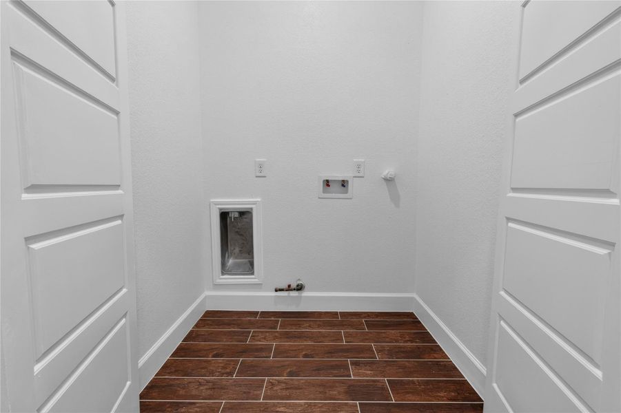 Spacious, unfurnished interior of a new home in , Houston (Image 22). Spacious, unfurnished interior of a new home in , Houston (Image 22).
