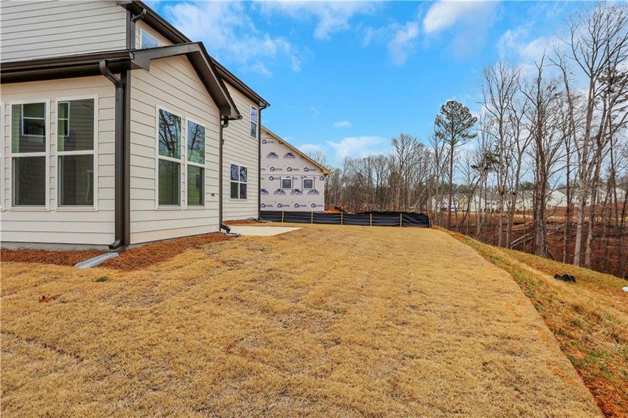 Exterior details and patio area of a home in , Loganville (Image 3).