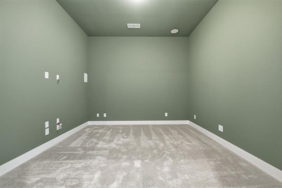 Spacious, unfurnished interior of a new home in Pecan Square, Northlake (Image 21).