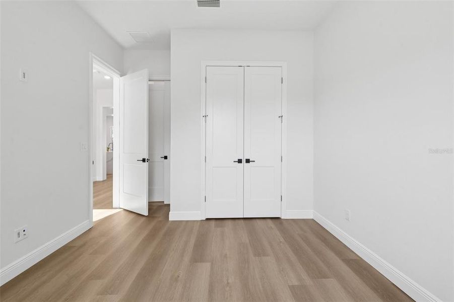 Spacious, unfurnished interior of a new home in , Tampa (Image 62).