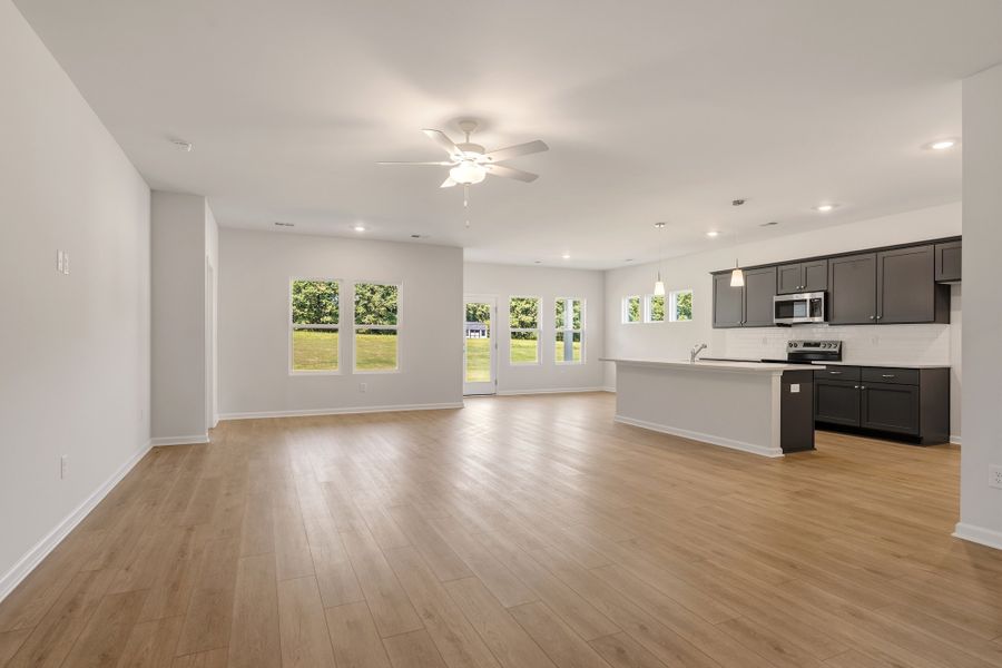 Spacious, unfurnished interior of a new home in Burke Estates, Chesnee (Image 19). Spacious, unfurnished interior of a new home in Burke Estates, Chesnee (Image 19).