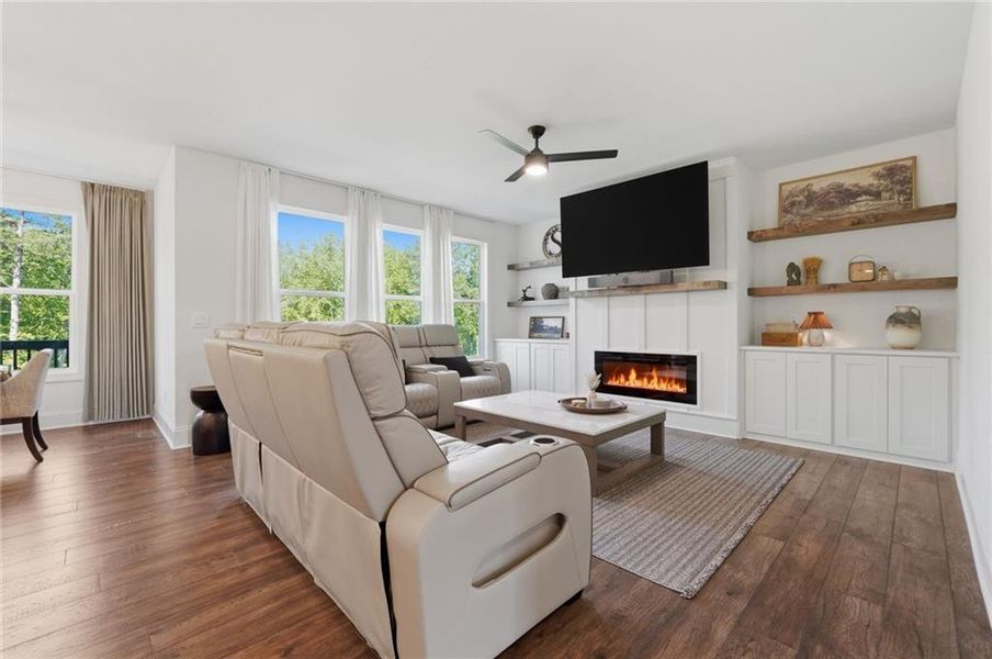 Furnished interior view inside a new home in , Woodstock (Image 10).