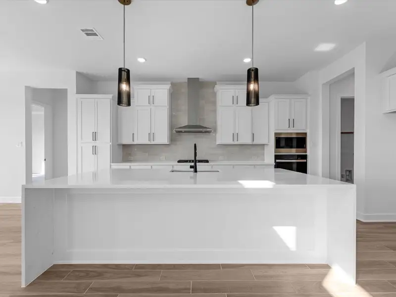 Representative image. Features, specifications, selections and colors may vary.