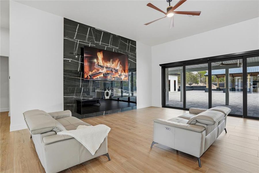 Furnished interior view inside a new home in , Spring Hill (Image 15).