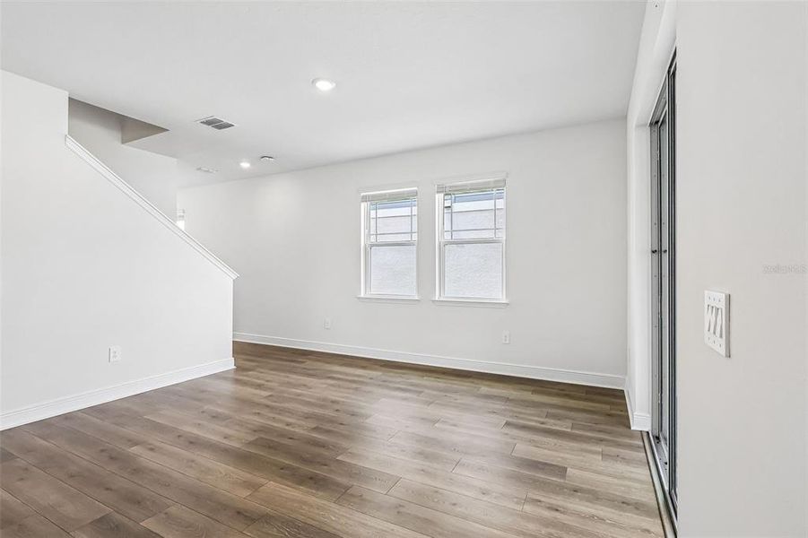 Spacious, unfurnished interior of a new home in Cyrene at Minneola, Minneola (Image 17).