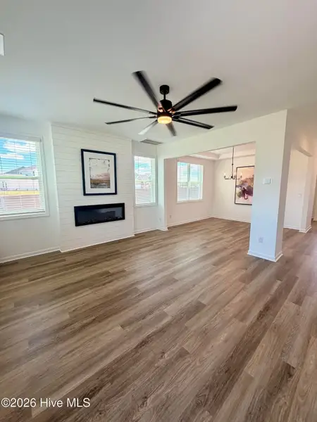 Spacious, unfurnished interior of a new home in Terrapin, Leland (Image 8).