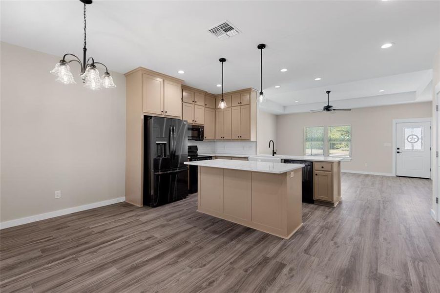 Furnished interior view inside a new home in , Sulphur Springs (Image 4).