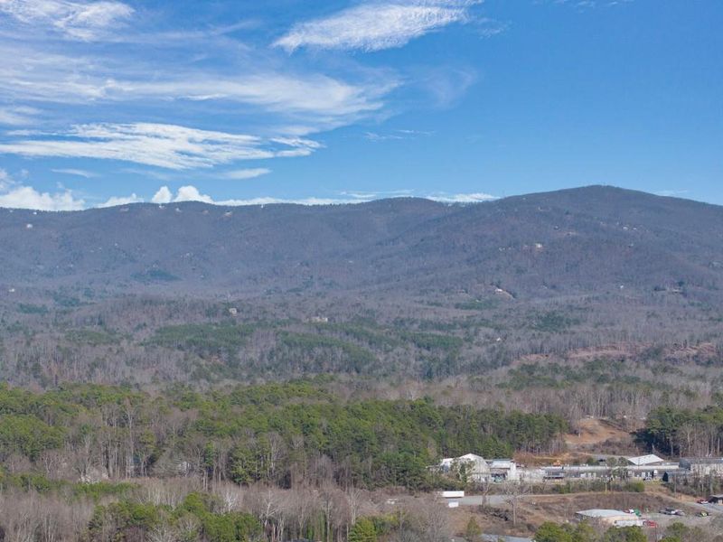 Image 87 of a home in Rolling Meadows.