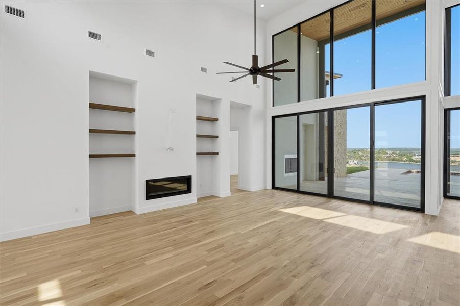 Spacious, unfurnished interior of a new home in , Graford (Image 20). Spacious, unfurnished interior of a new home in , Graford (Image 20).