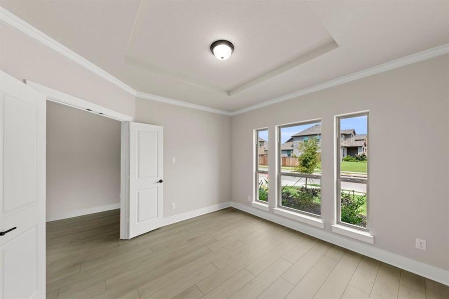 Spacious, unfurnished interior of a new home in Grayhawk Addition, Forney (Image 15). Spacious, unfurnished interior of a new home in Grayhawk Addition, Forney (Image 15).