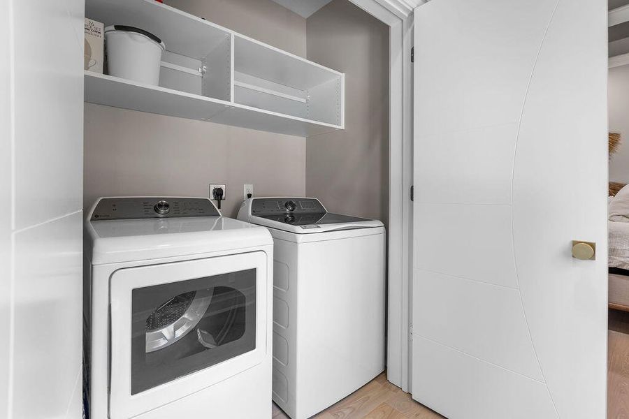 Close-up of interior finishes inside a home in , Seabrook Island (Image 20).