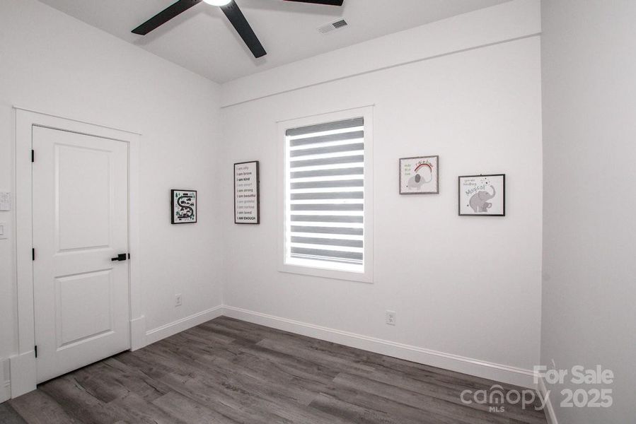 Spacious, unfurnished interior of a new home in , Catawba (Image 21).