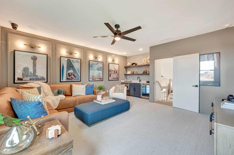 The Derek - TV Room