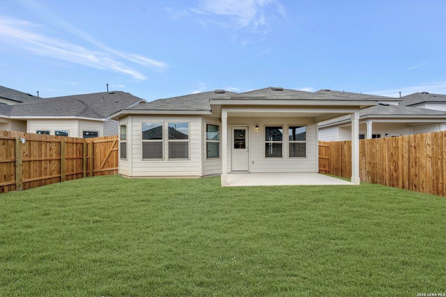 Exterior details and patio area of a home in Winding Brook, San Antonio (Image 27).