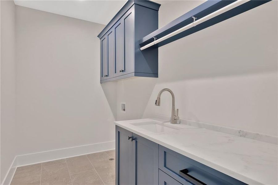 Furnished interior view inside a new home in , Atlanta (Image 14).