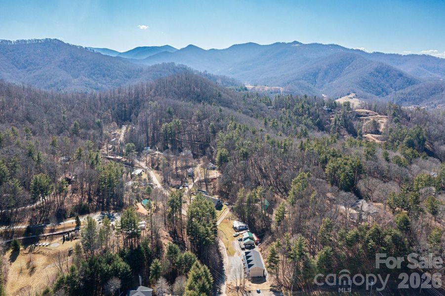 Natural landscape and outdoor views near in Burnsville (Image 16). Natural landscape and outdoor views near in Burnsville (Image 16).