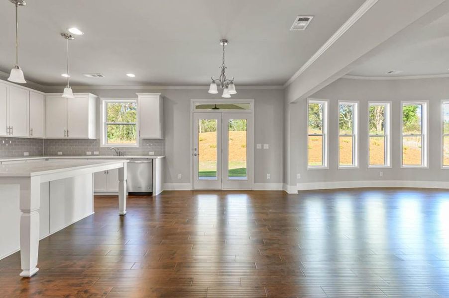 Spacious, unfurnished interior of a new home in Thalley Creek Estates, Cumming (Image 23).