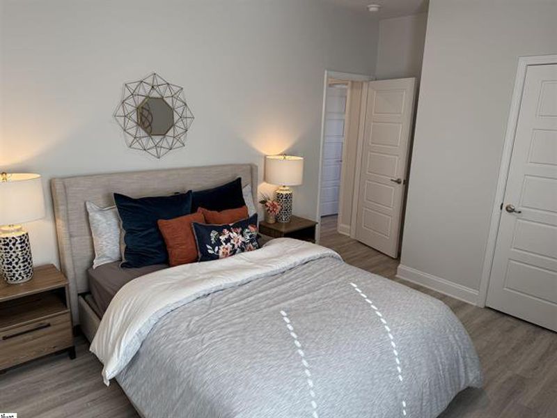Furnished interior view inside a new home in Bracken Woods, Piedmont (Image 17).