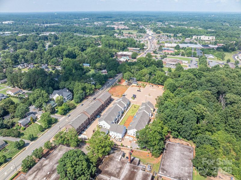 Image 36 of a home in .