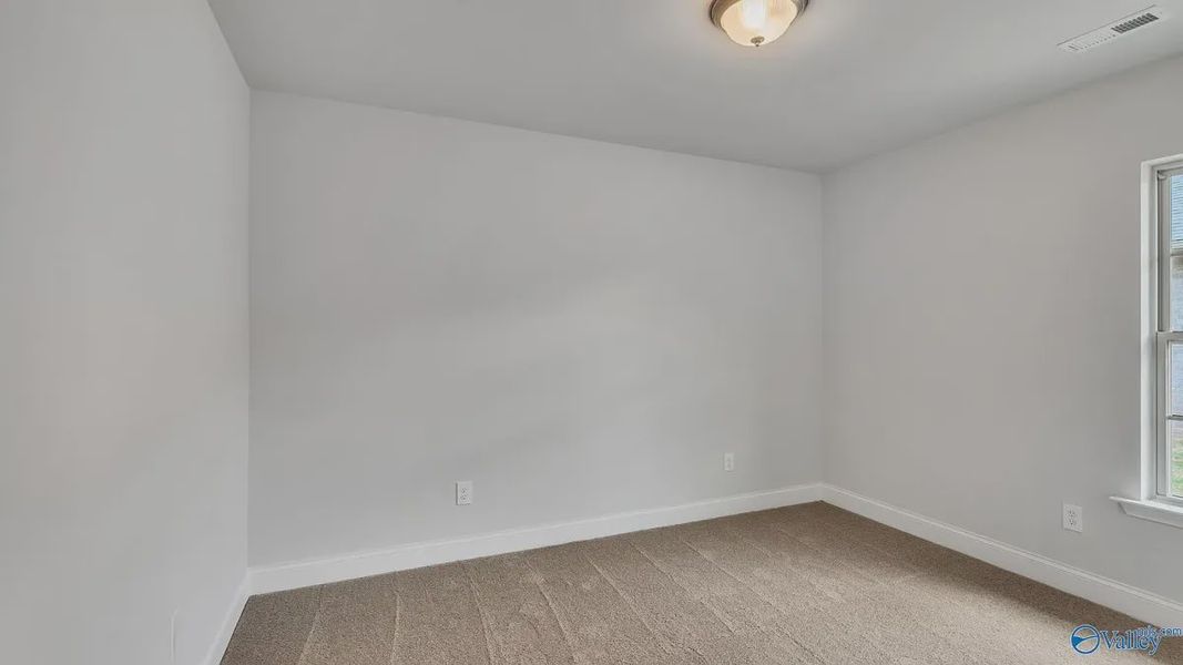 Representative unfurnished interior of a home built from the Plan 1434 by Adams Homes in Waverly Place, Richlands (Image 19).