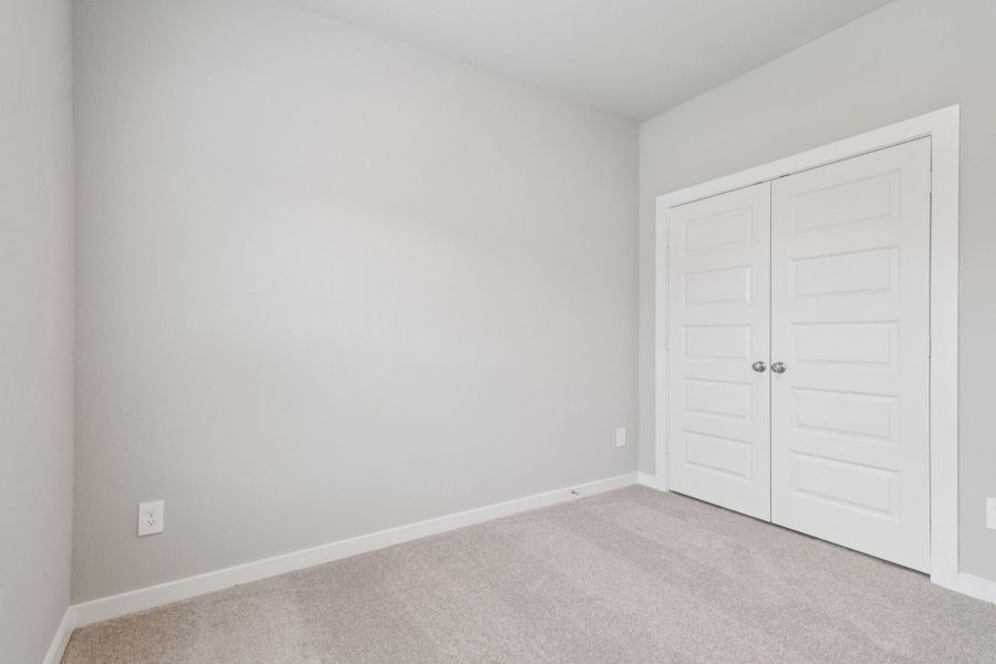 Photo is not of the actual home, but is an inspirational photo of builder’s model home and may depict options, furnishings, and/or decorator features that are not included Photo is not of the actual home, but is an inspirational photo of builder’s model home and may depict options, furnishings, and/or decorator features that are not included