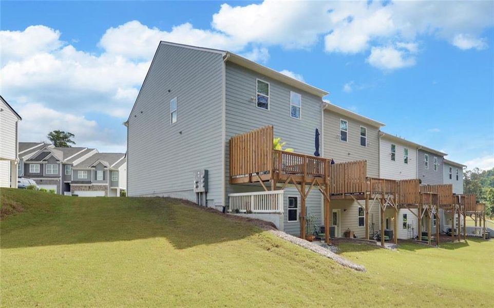 Image 40 of a home in .