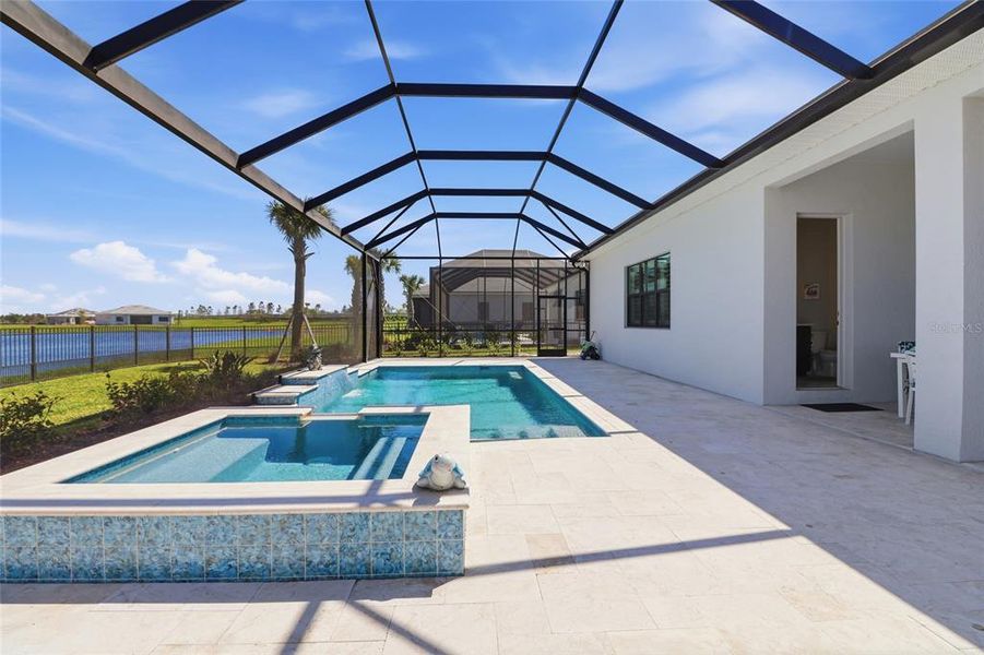 Exterior details and patio area of a home in , Lakewood Ranch (Image 4).
