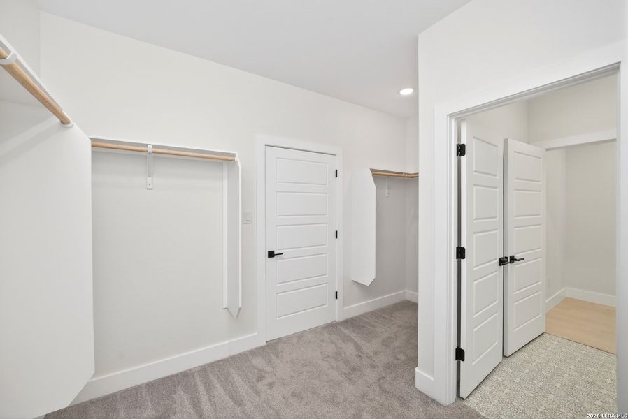 Spacious, unfurnished interior of a new home in , Kerrville (Image 29). Spacious, unfurnished interior of a new home in , Kerrville (Image 29).