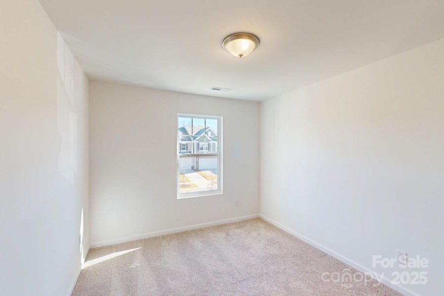 Secondary bedroom Secondary bedroom