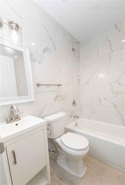 Furnished interior view inside a new home in , Lake Panasoffkee (Image 3).