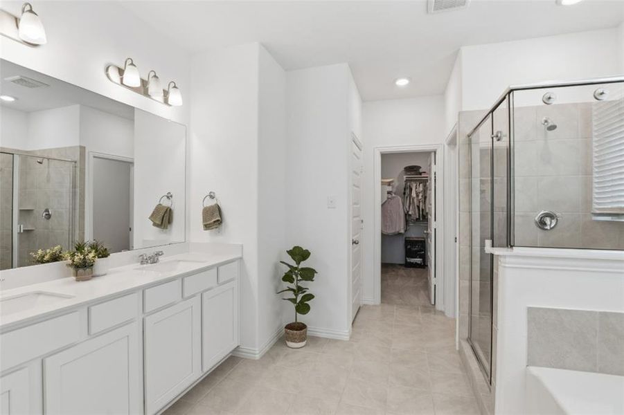 Furnished interior view inside a new home in Whitewing Trails, Princeton (Image 9).