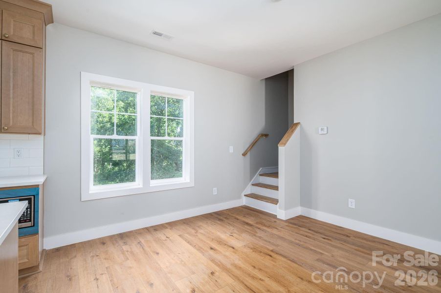 Spacious, unfurnished interior of a new home in , Lincolnton (Image 11).