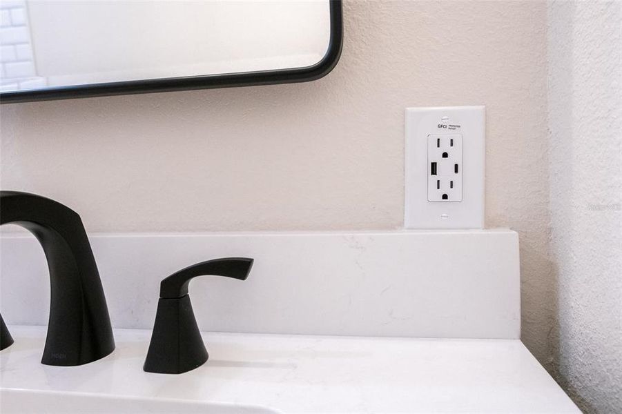 Close-up of interior finishes inside a home in , Weeki Wachee (Image 28).