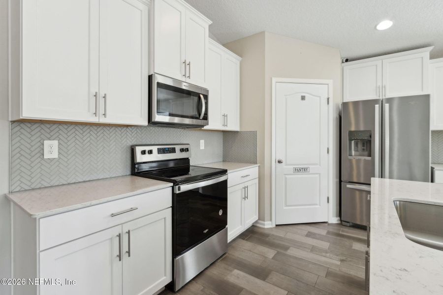 Furnished interior view inside a new home in , Yulee (Image 7).