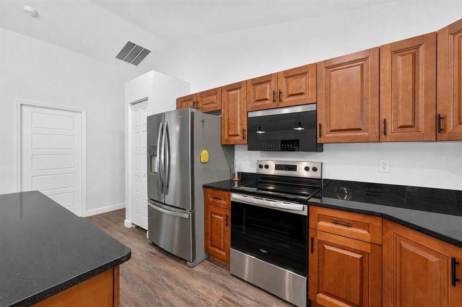 Furnished interior view inside a new home in , Ocklawaha (Image 6).