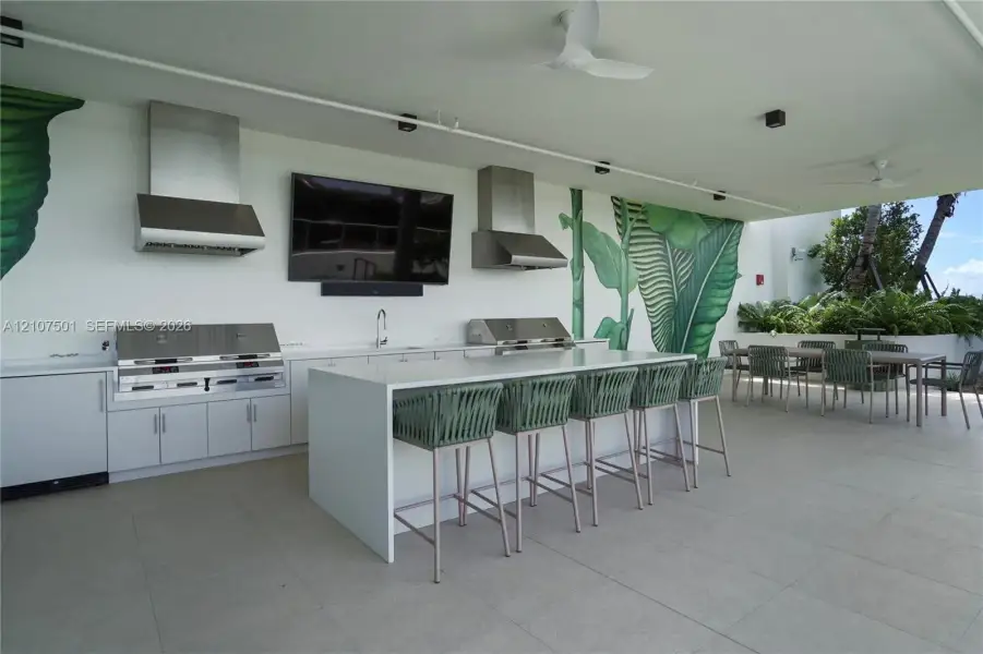 Exterior details and patio area of a home in , Miami (Image 27).