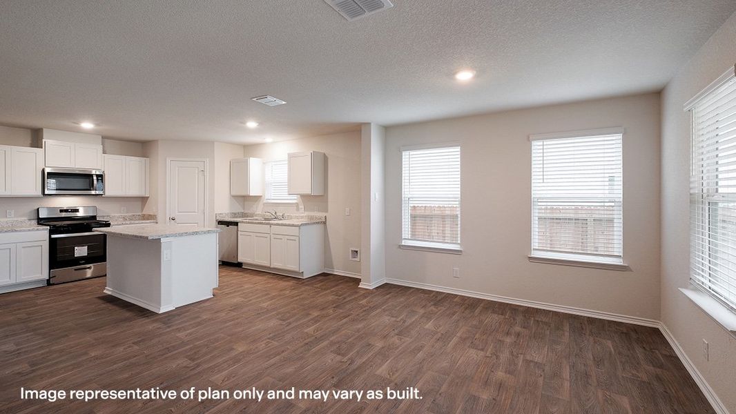 Image 22 of a home in Redbird Ranch.