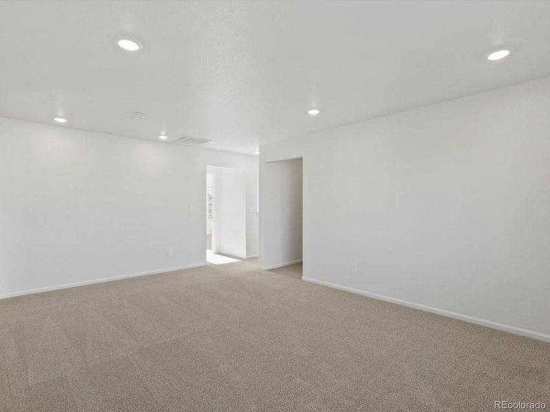 Spacious, unfurnished interior of a new home in Westgate, Greeley (Image 24). Spacious, unfurnished interior of a new home in Westgate, Greeley (Image 24).