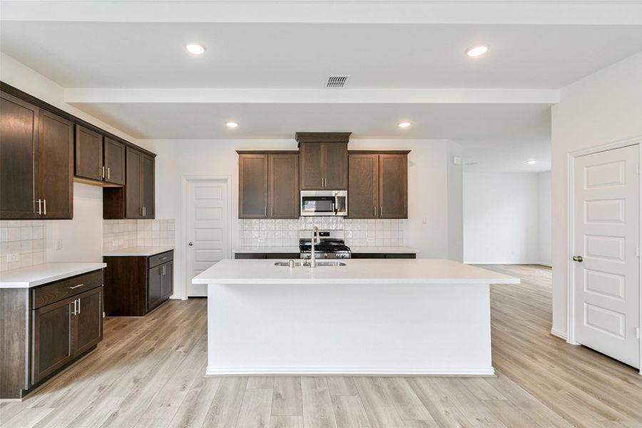 Furnished interior view inside a new home in Ellis Cove, Seabrook (Image 13).