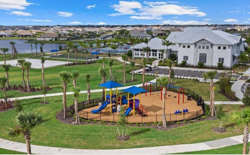 Community amenities in Lorraine Lakes at Lakewood Ranch, Lakewood Ranch (Image 25).